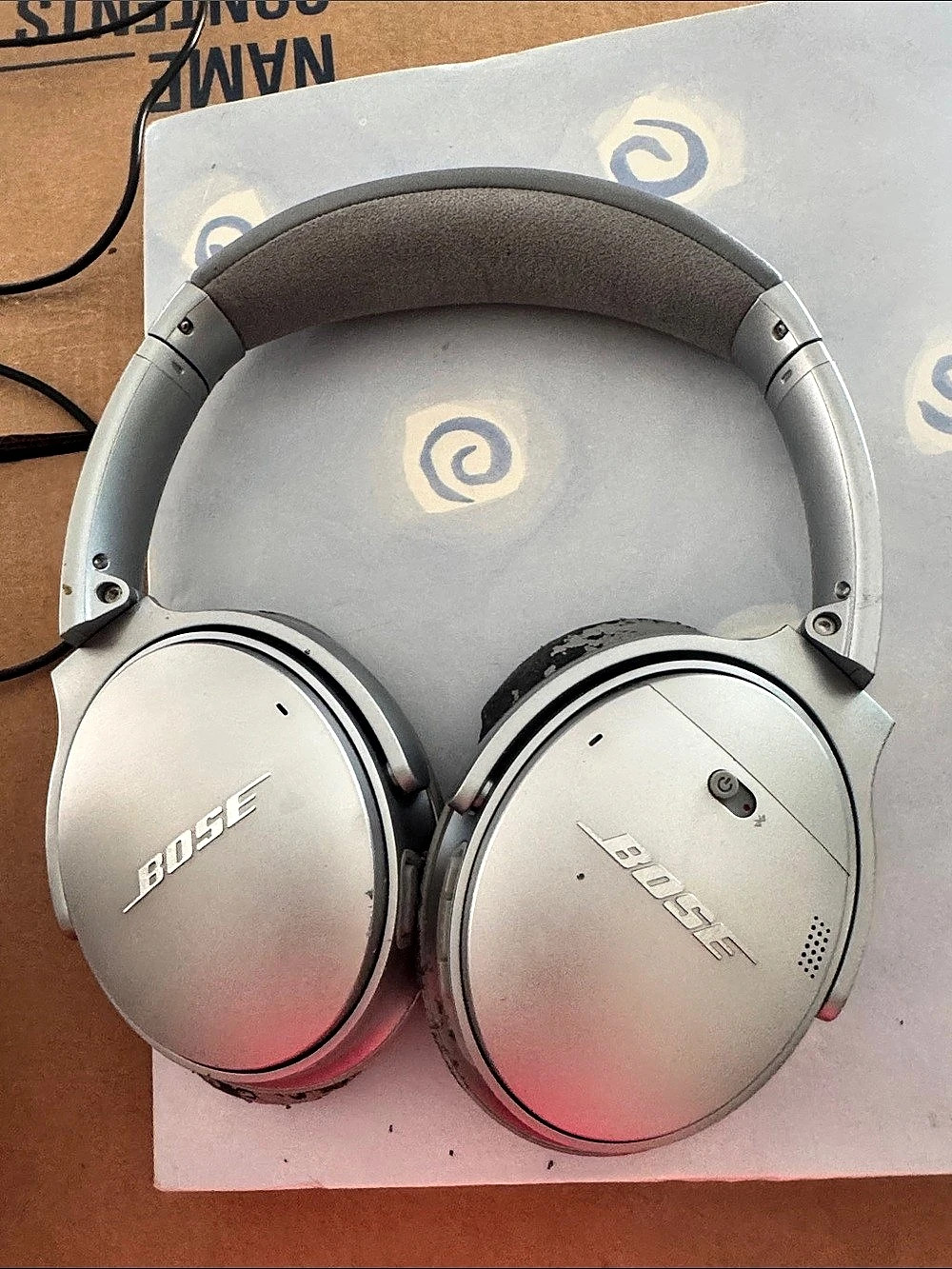 Bose QuietComfort 35 Wireless Headphones II Gray & Silver